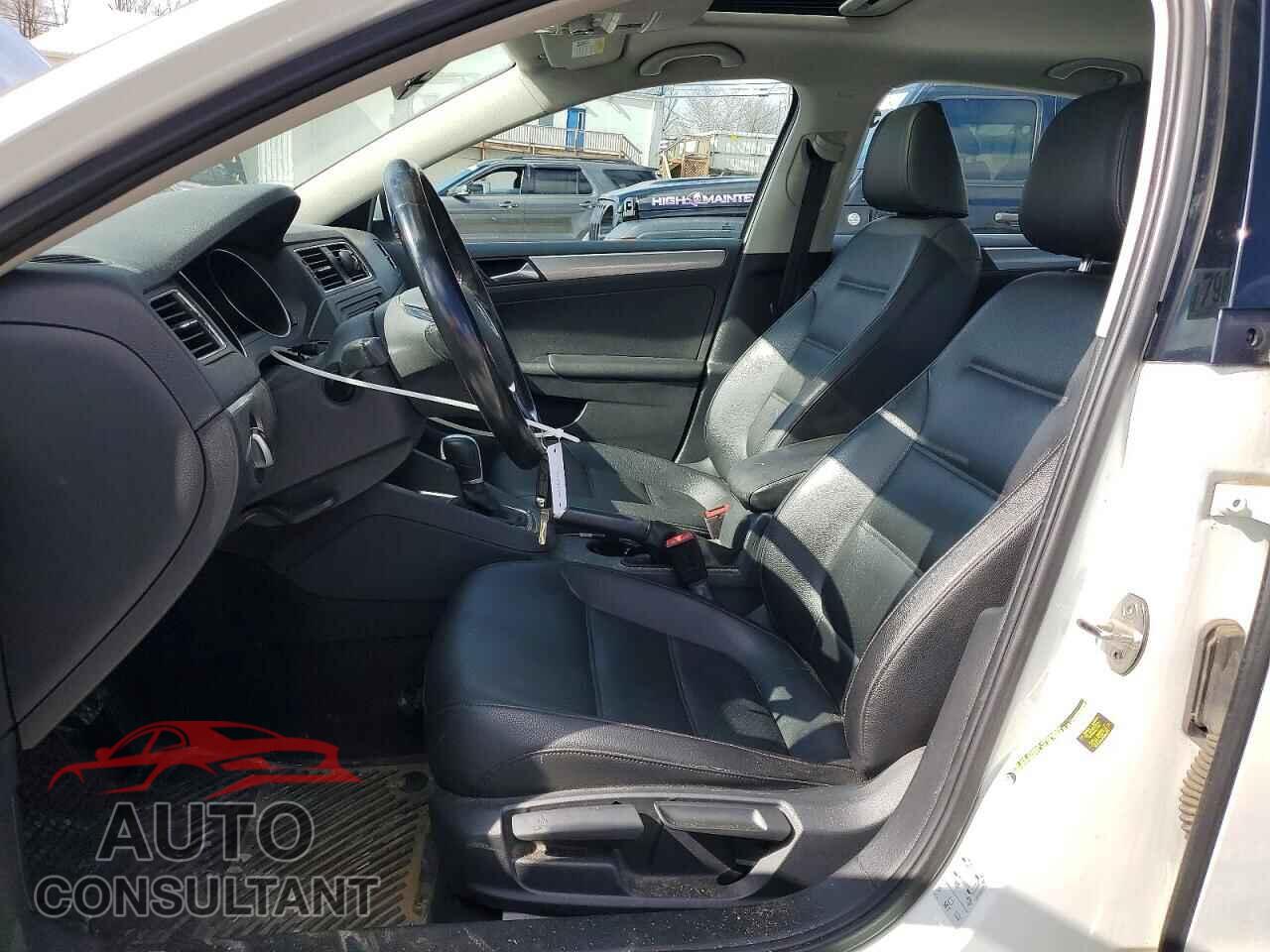 VOLKSWAGEN JETTA 2017 - 3VWDB7AJ7HM218082