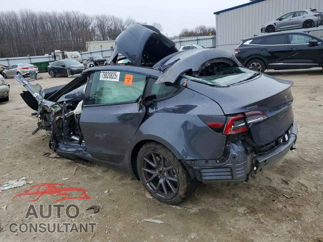 TESLA MODEL 3 2022 - 5YJ3E1EA5NF341859