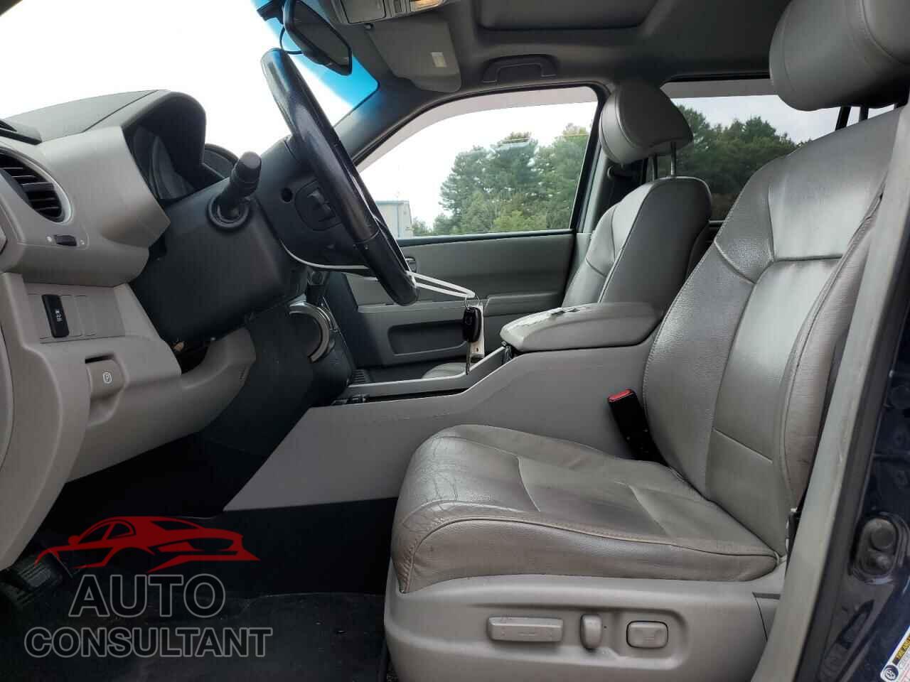 HONDA PILOT 2012 - 5FNYF4H58CB026120