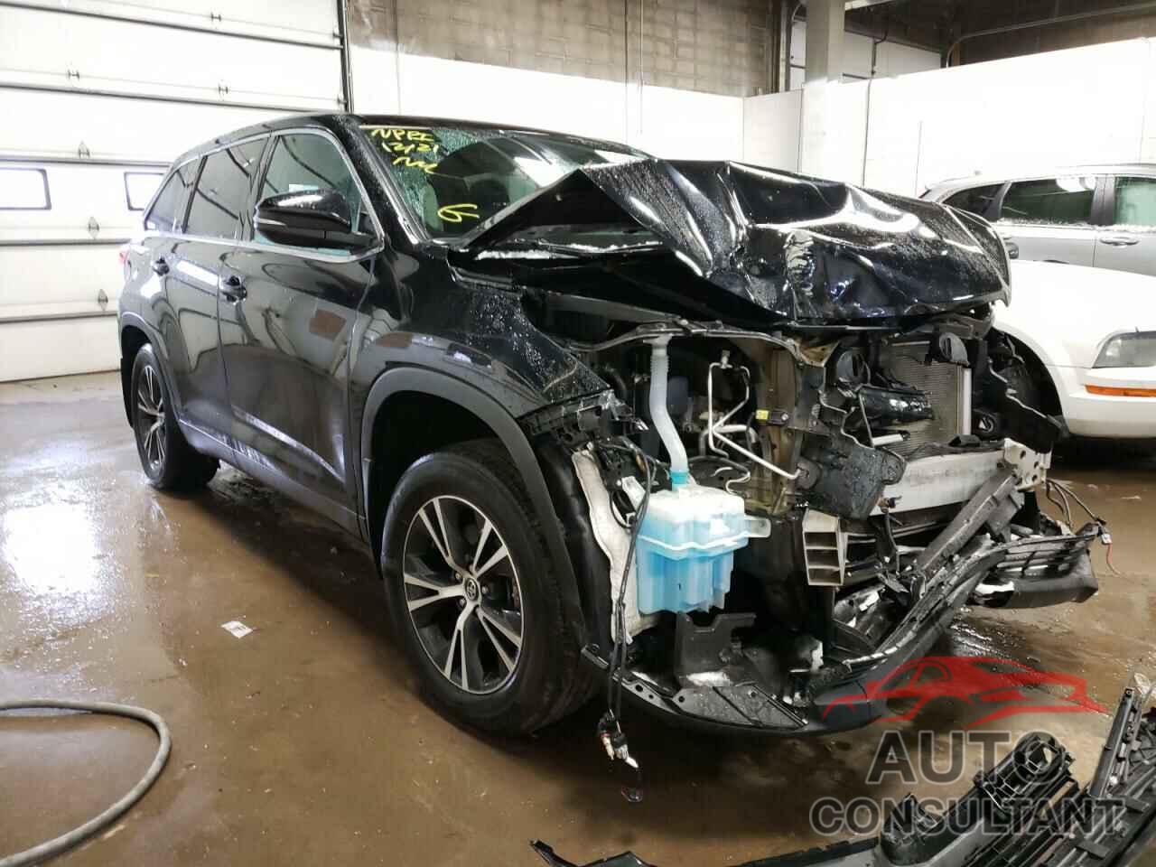 TOYOTA HIGHLANDER 2019 - 5TDBZRFH8KS946217