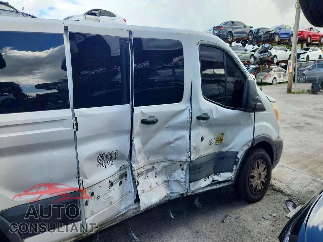 FORD TRANSIT 2015 - 1FBZX2ZM4FKB17635