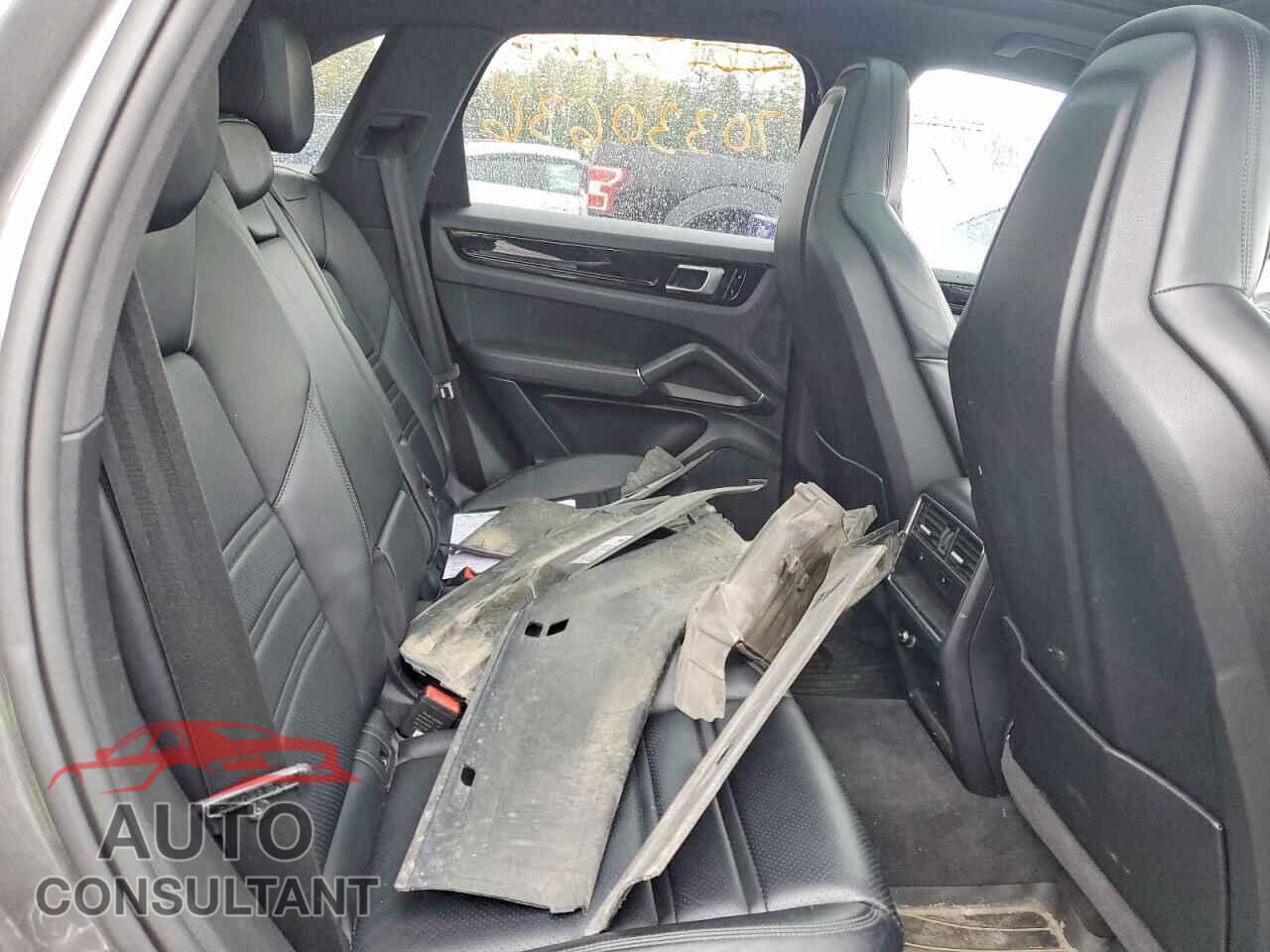 PORSCHE CAYENNE 2019 - WP1AA2AY4KDA07657