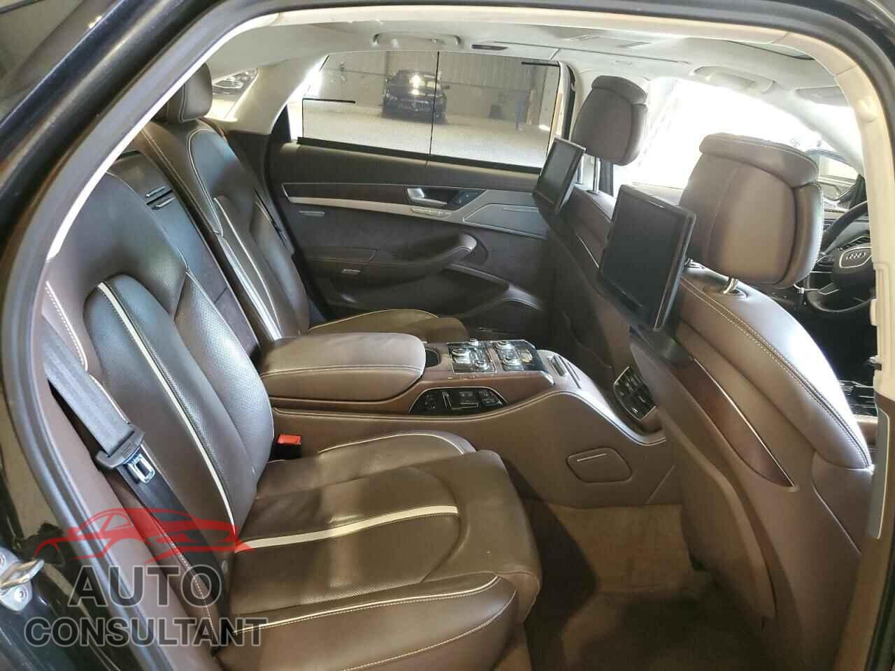 AUDI A8 2011 - WAUTVAFD1BN008416