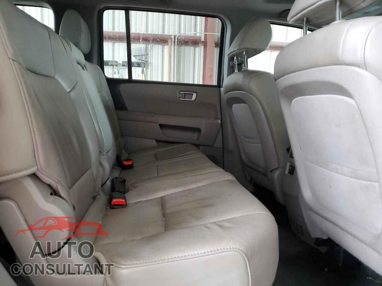 HONDA PILOT 2013 - 5FNYF4H51DB069716