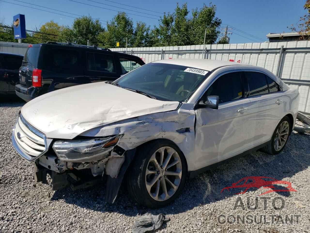 FORD TAURUS 2018 - 1FAHP2F82JG105595