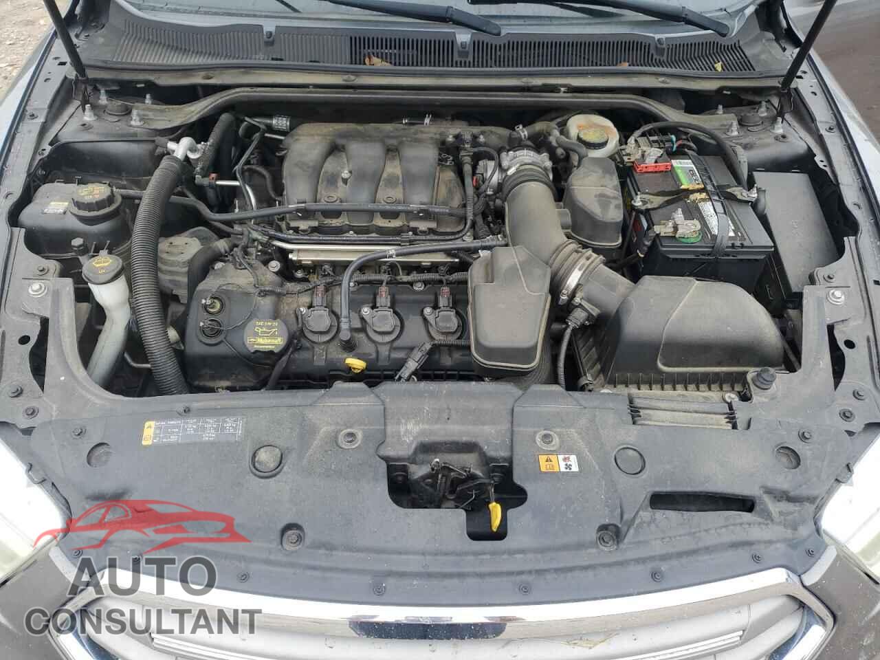 FORD TAURUS 2013 - 1FAHP2E82DG120376