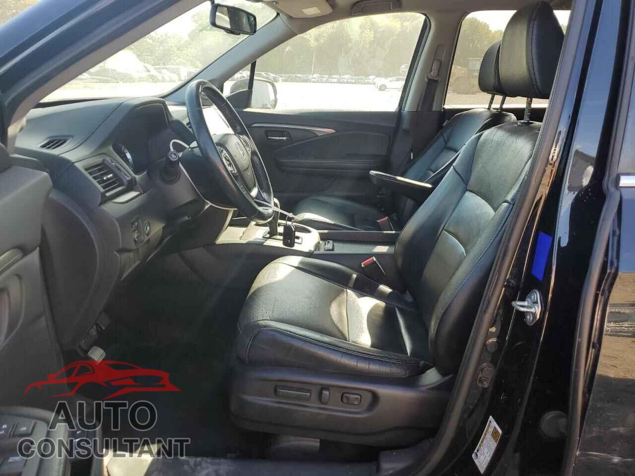 HONDA PILOT 2017 - 5FNYF6H76HB028503