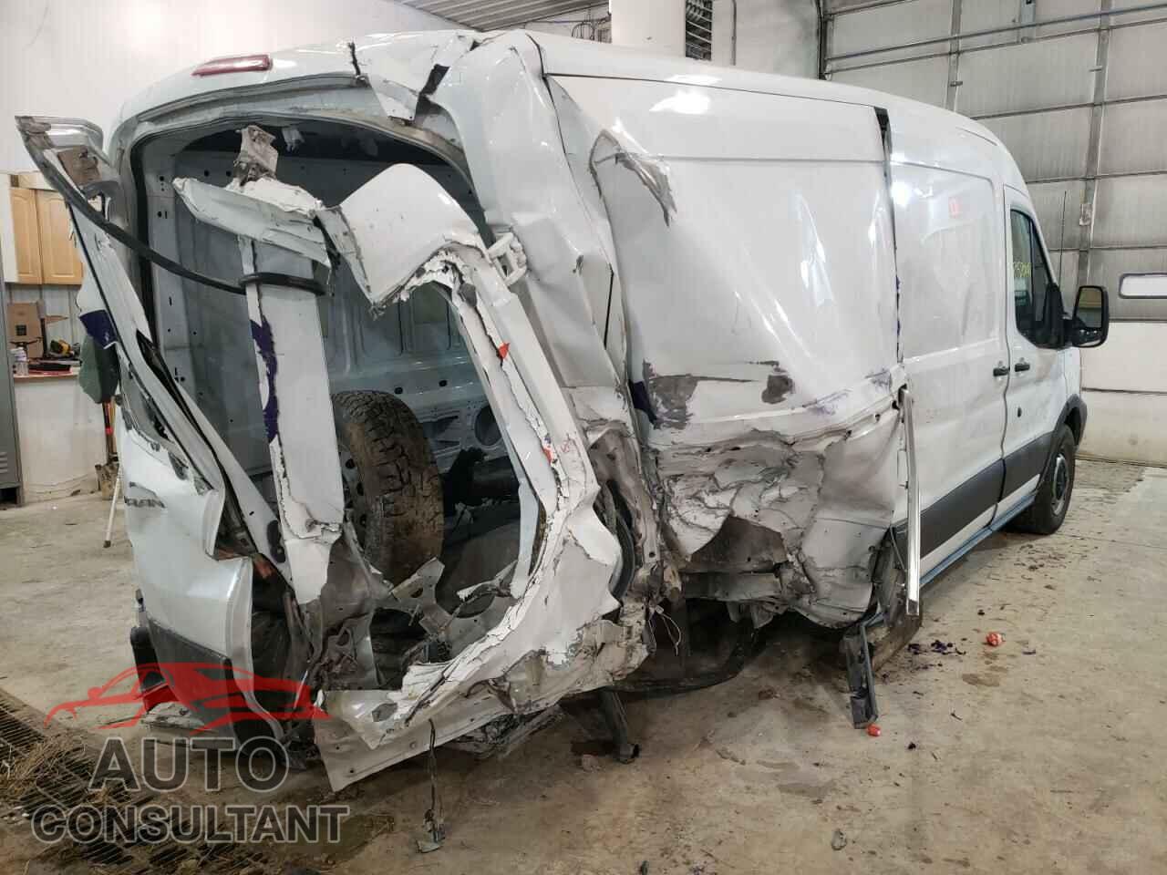 FORD TRANSIT CO 2017 - 1FTYR2CM8HKA51975