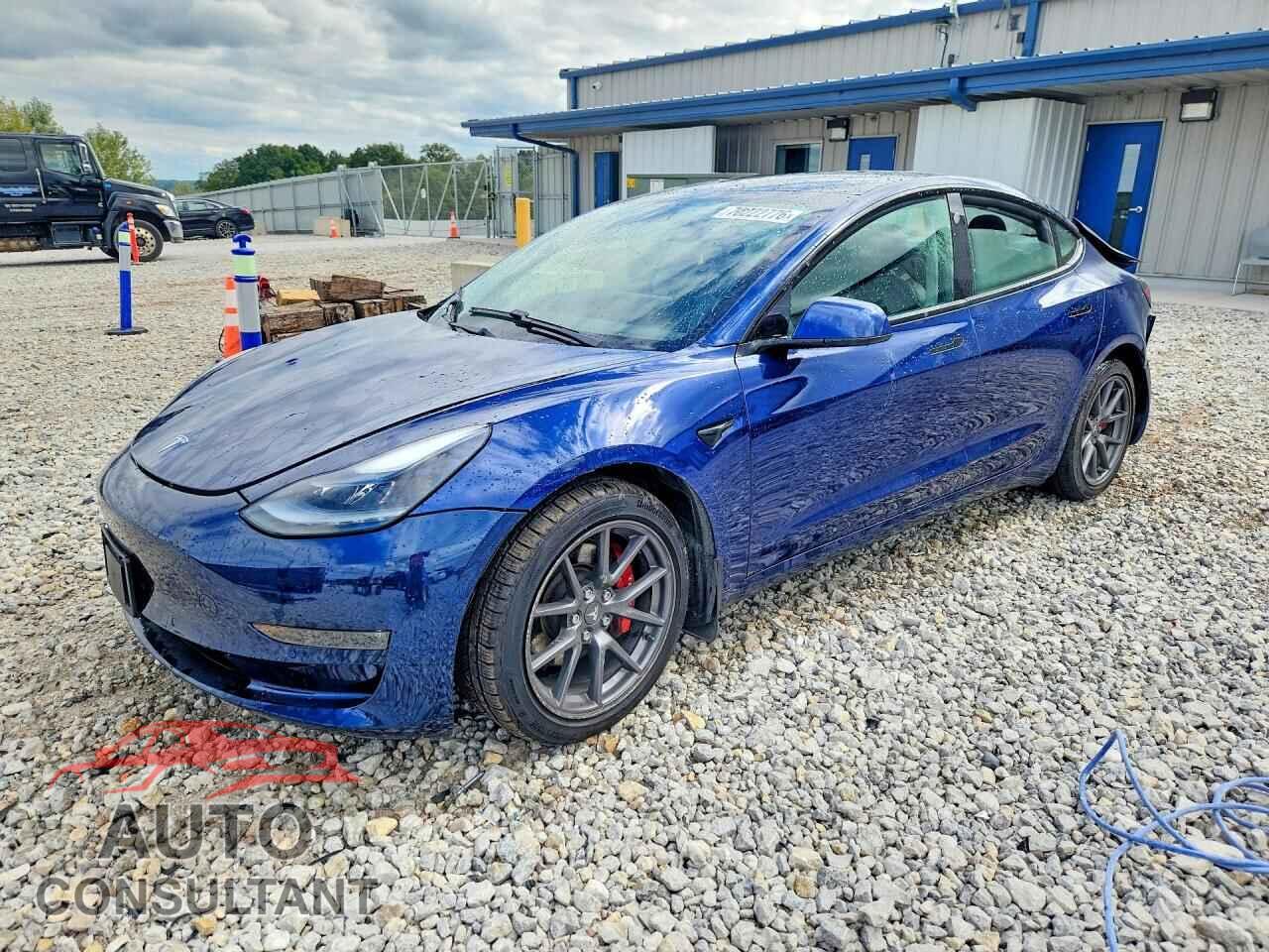 TESLA MODEL 3 2021 - 5YJ3E1EB2MF983317