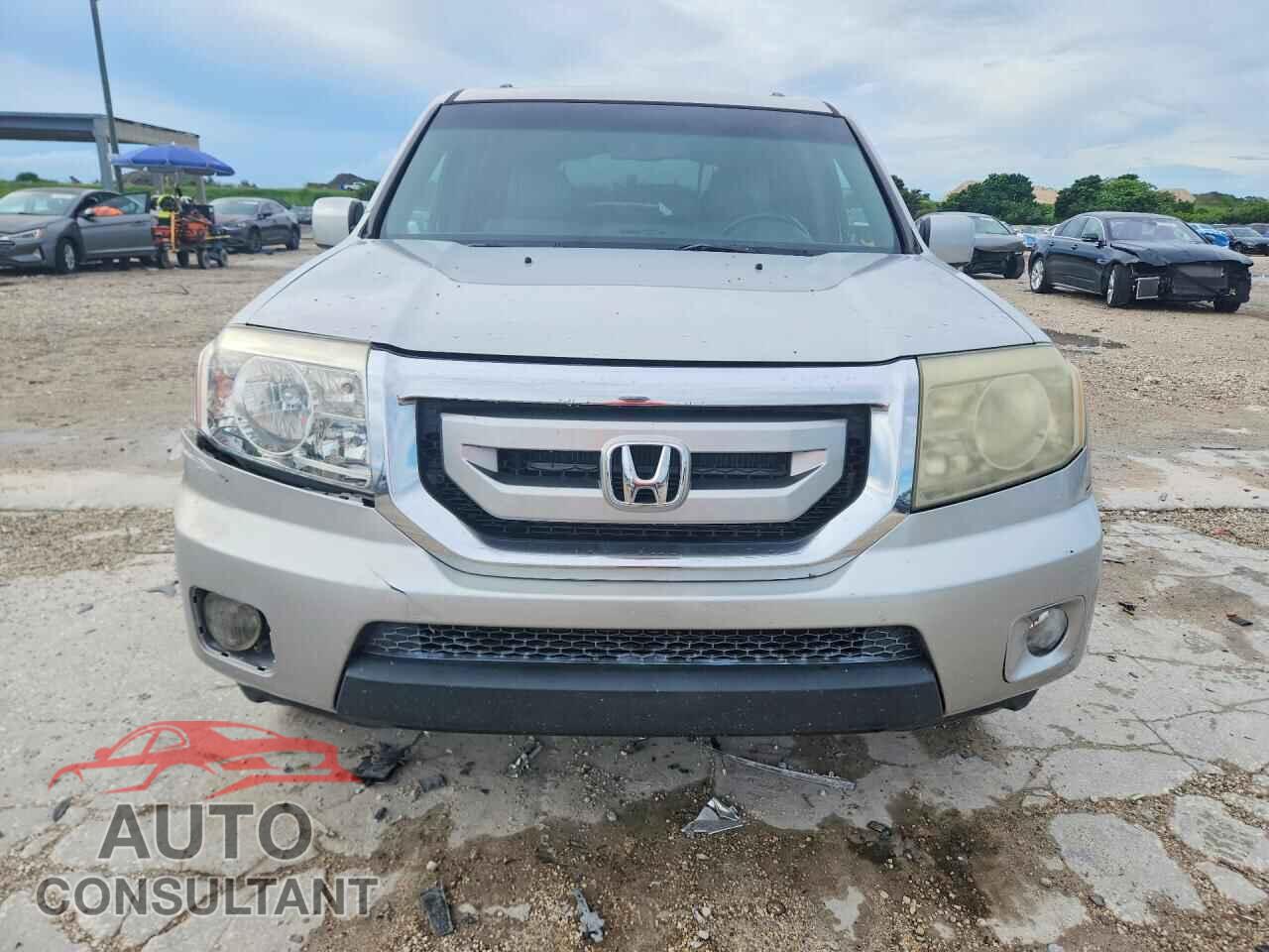 HONDA PILOT 2011 - 5FNYF3H5XBB023714