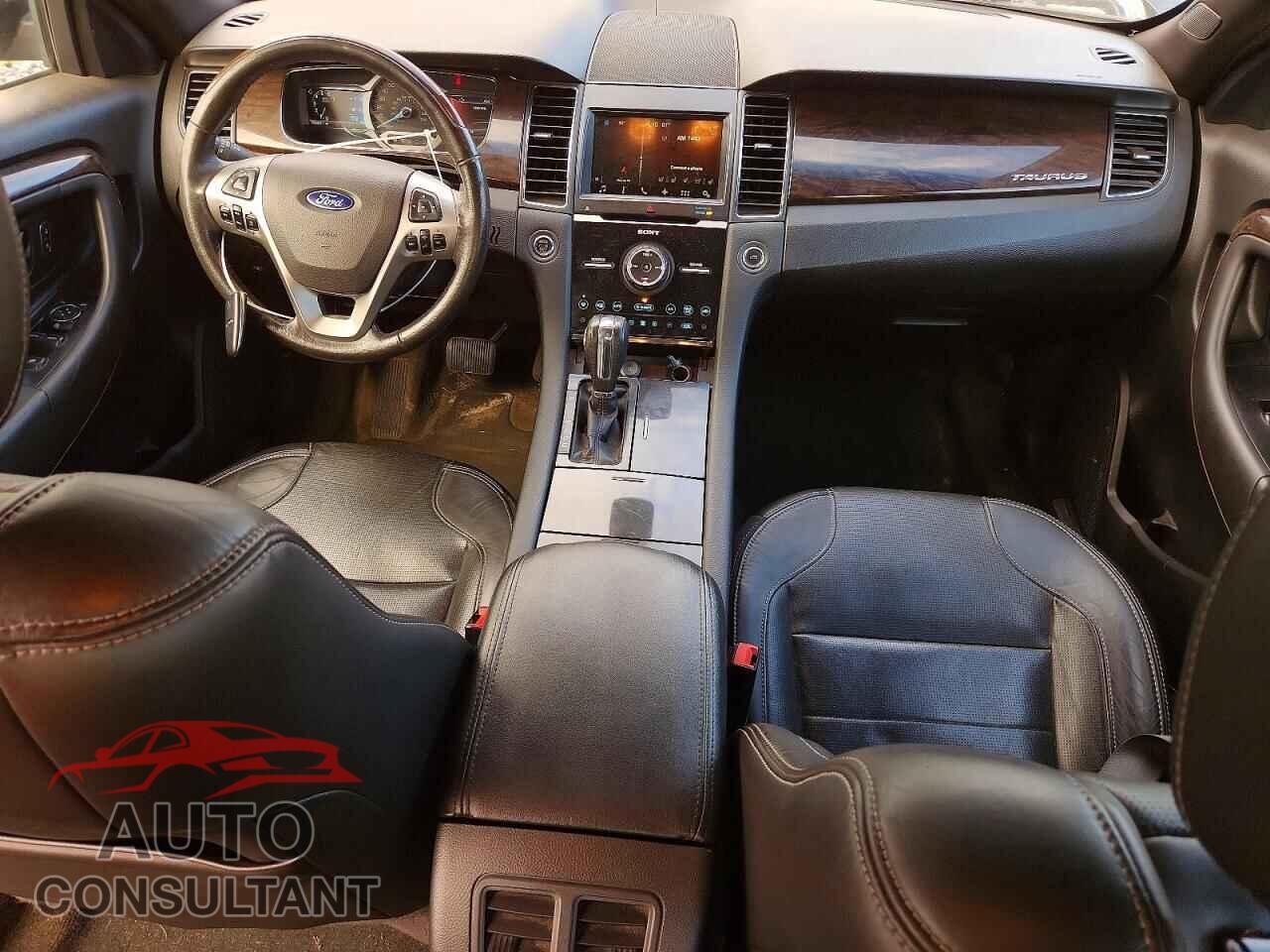 FORD TAURUS 2017 - 1FAHP2J87HG128419