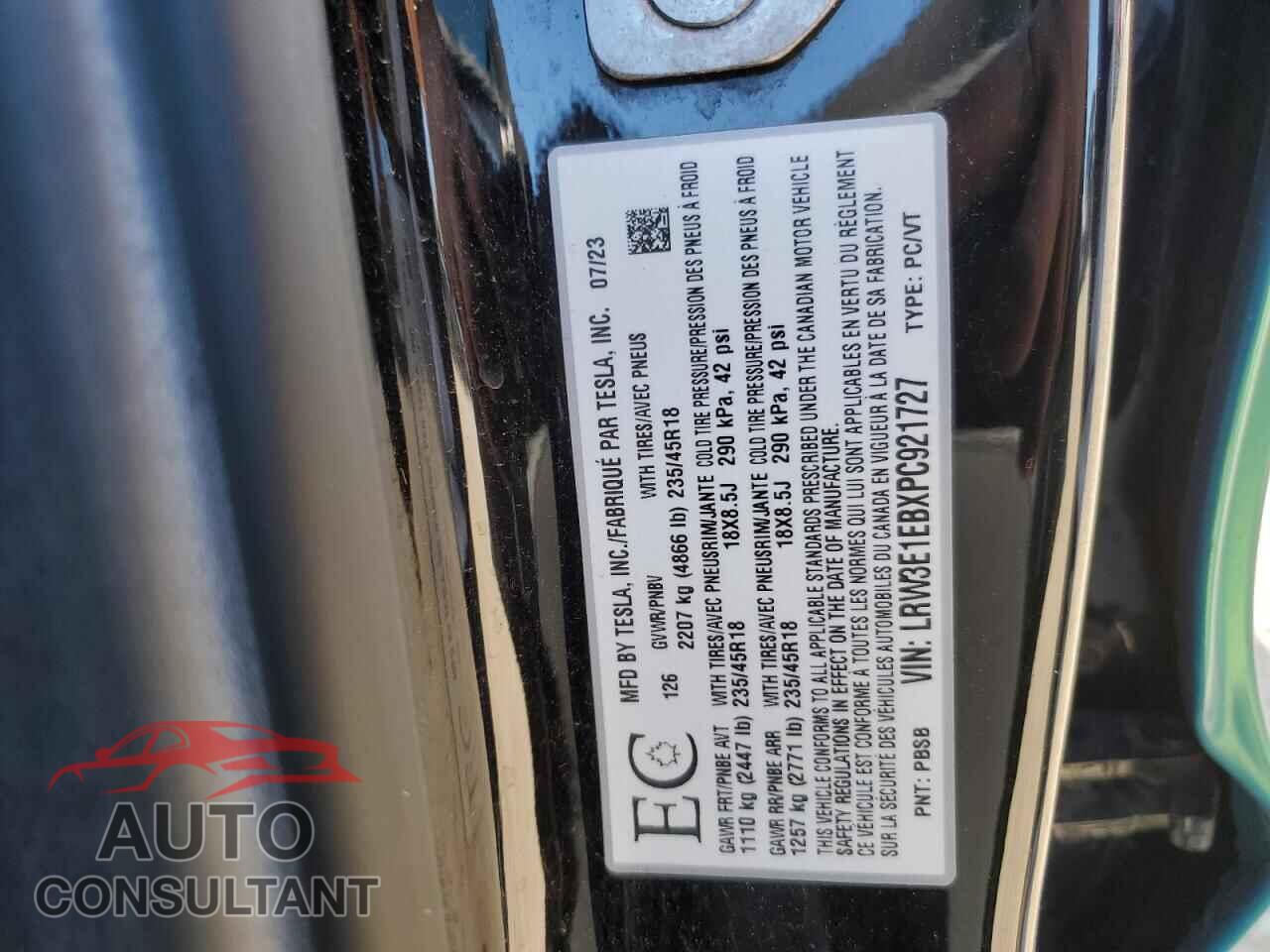 TESLA MODEL 3 2023 - LRW3E1EBXPC921727