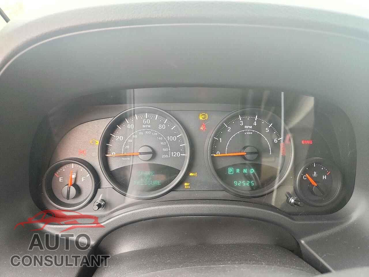 JEEP COMPASS 2010 - 1J4NF4FBXAD511711