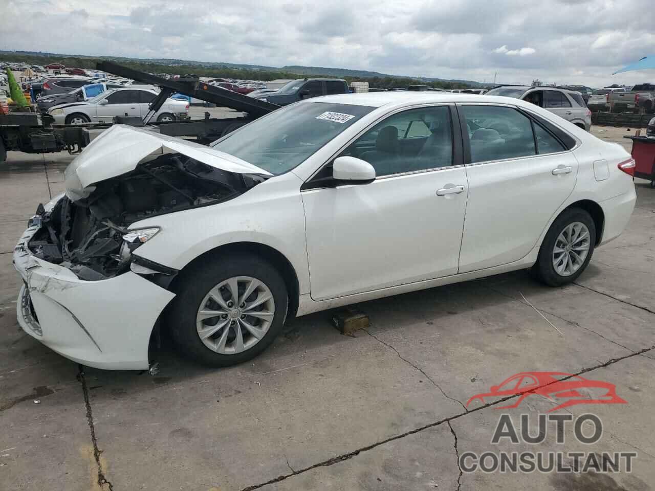 TOYOTA CAMRY 2016 - 4T4BF1FK0GR579565