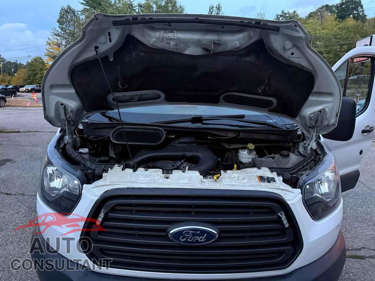 FORD TRANSIT 2018 - 1FTYE1ZM1JKB11341