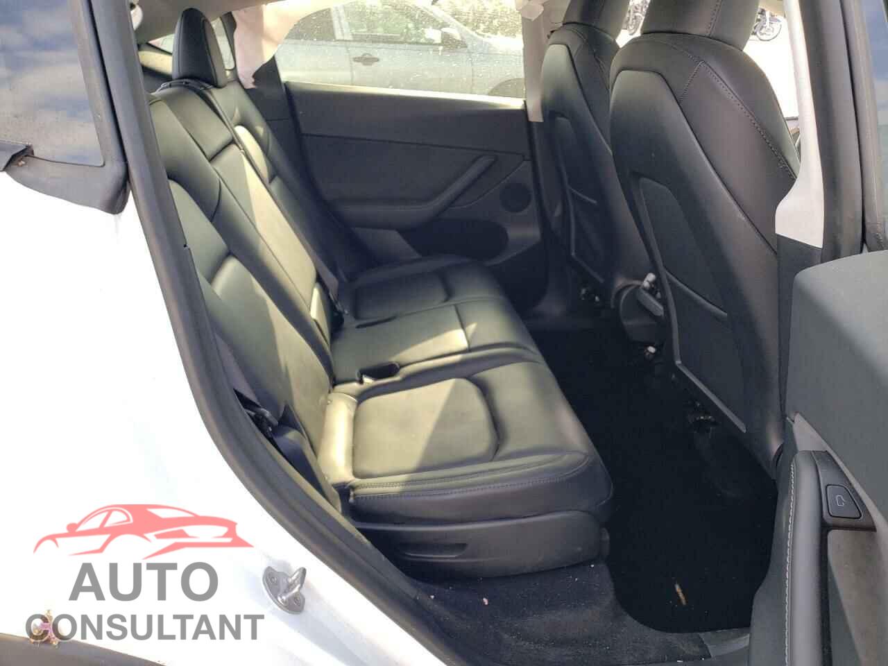 TESLA MODEL Y 2023 - 7SAYGAEE3PF753948
