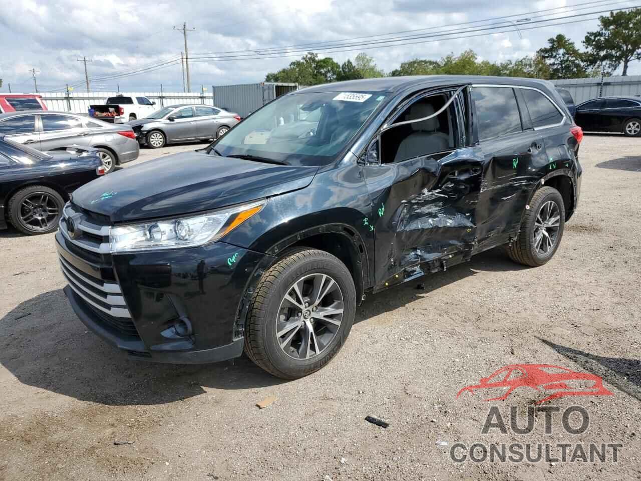 TOYOTA HIGHLANDER 2019 - 5TDZARFH8KS048934