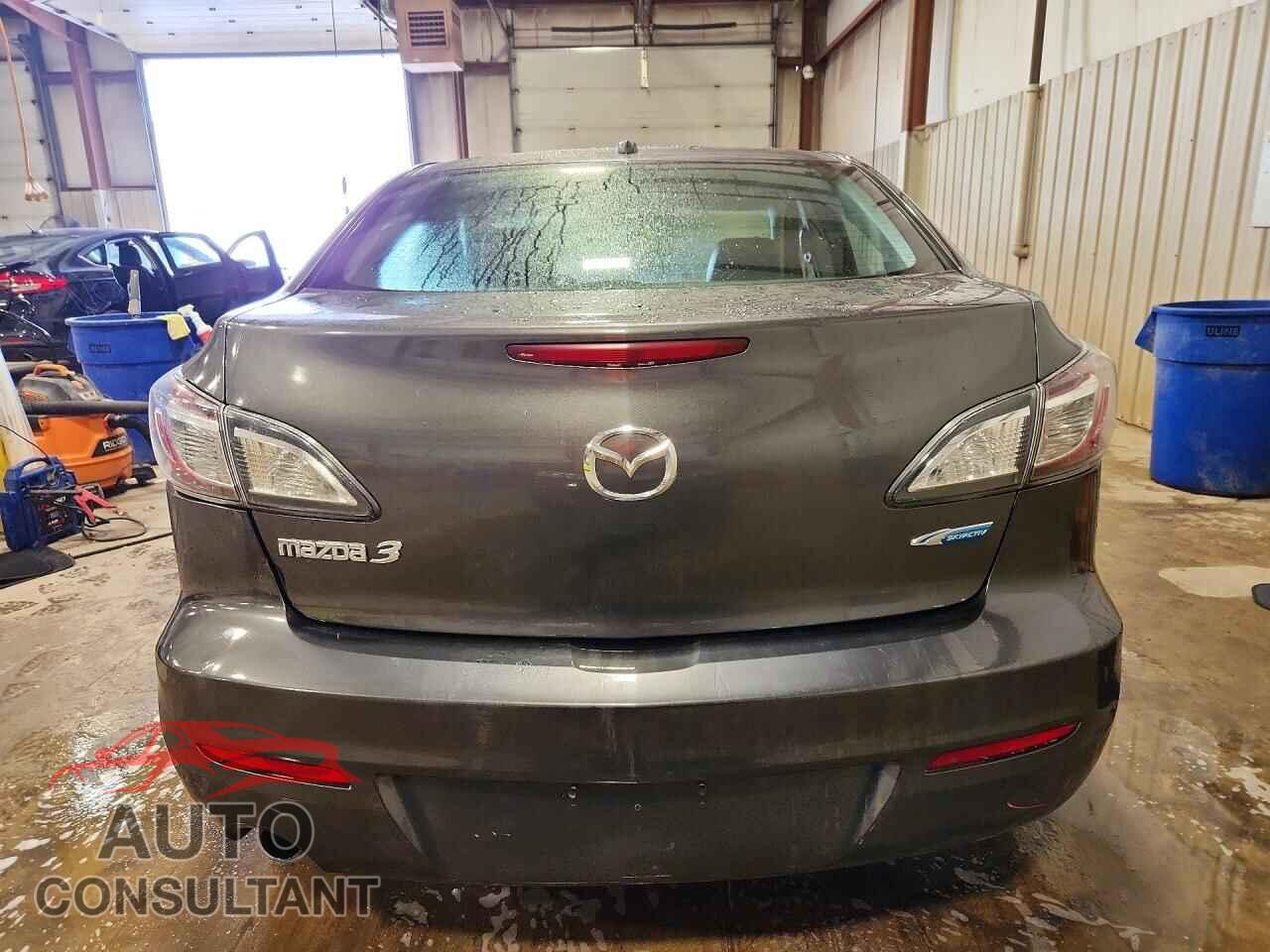 MAZDA 3 2012 - JM1BL1W82C1684535
