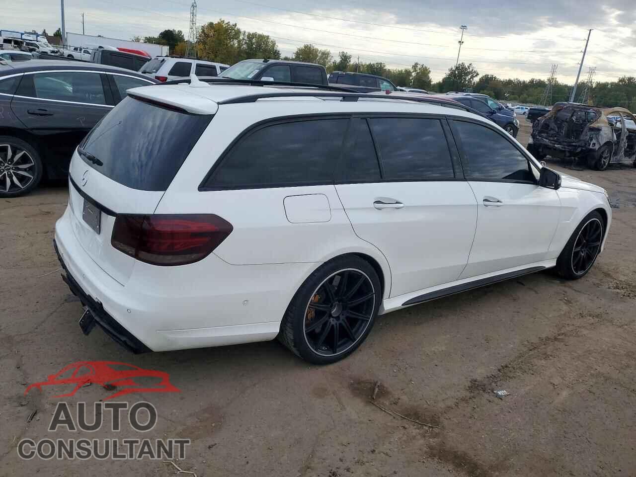 MERCEDES-BENZ E-CLASS 2016 - WDDHH7GB3GB200807