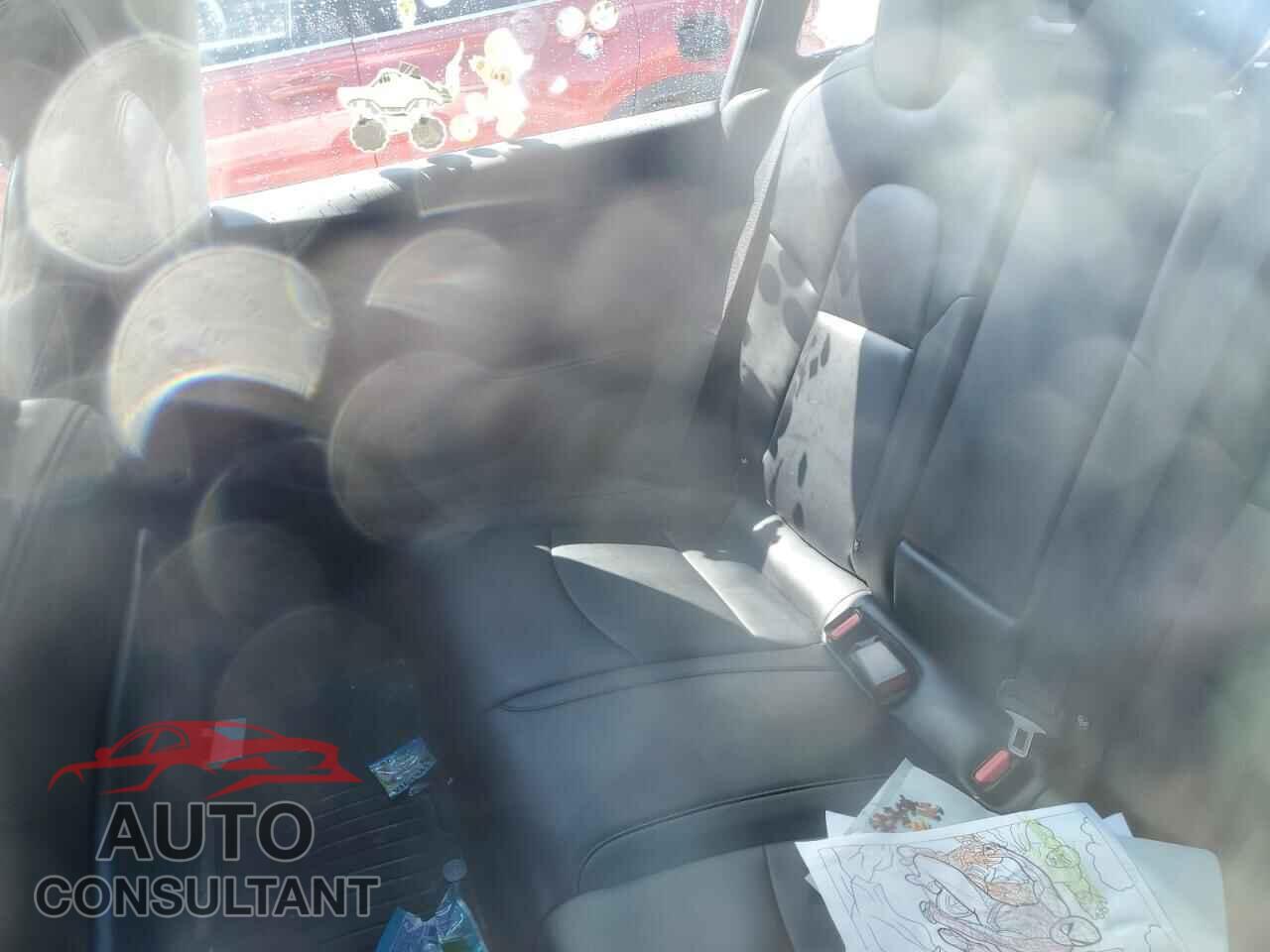 TESLA MODEL 3 2017 - 5YJ3E1EA1HF000821