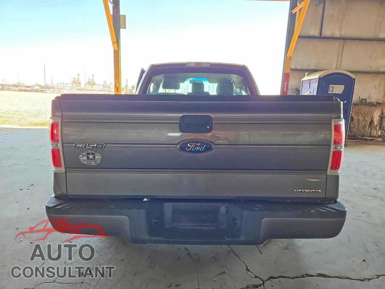 FORD F150 2014 - 1FTMF1CM1EFD11574