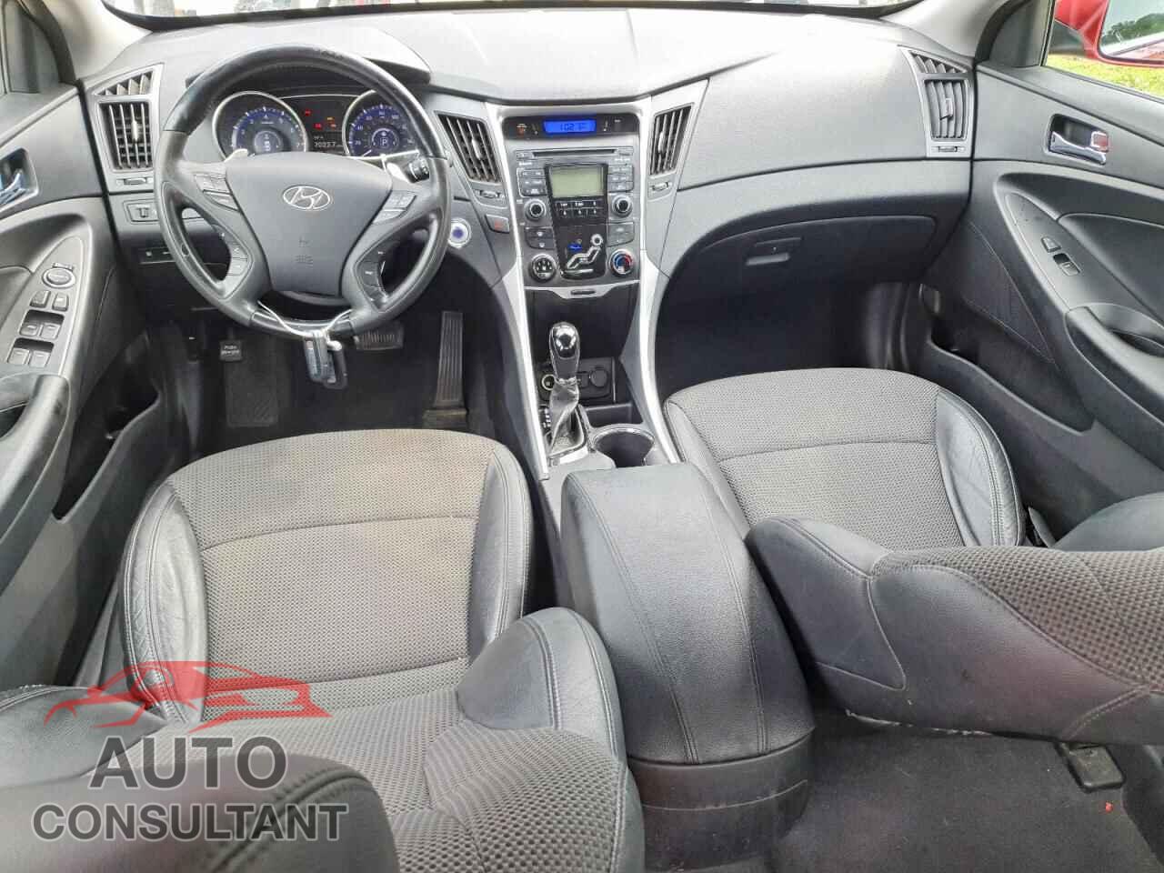 HYUNDAI SONATA 2011 - 5NPEC4AC0BH261499
