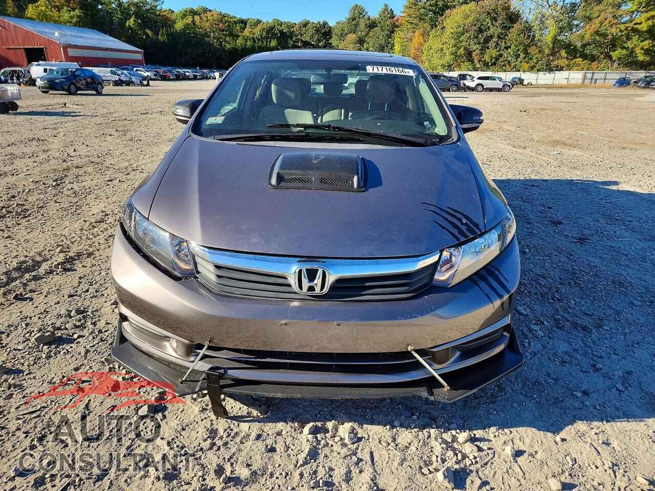 HONDA CIVIC 2012 - 2HGFB2F83CH528971