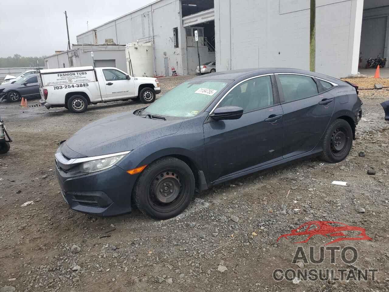 HONDA CIVIC 2018 - 2HGFC2F53JH597983