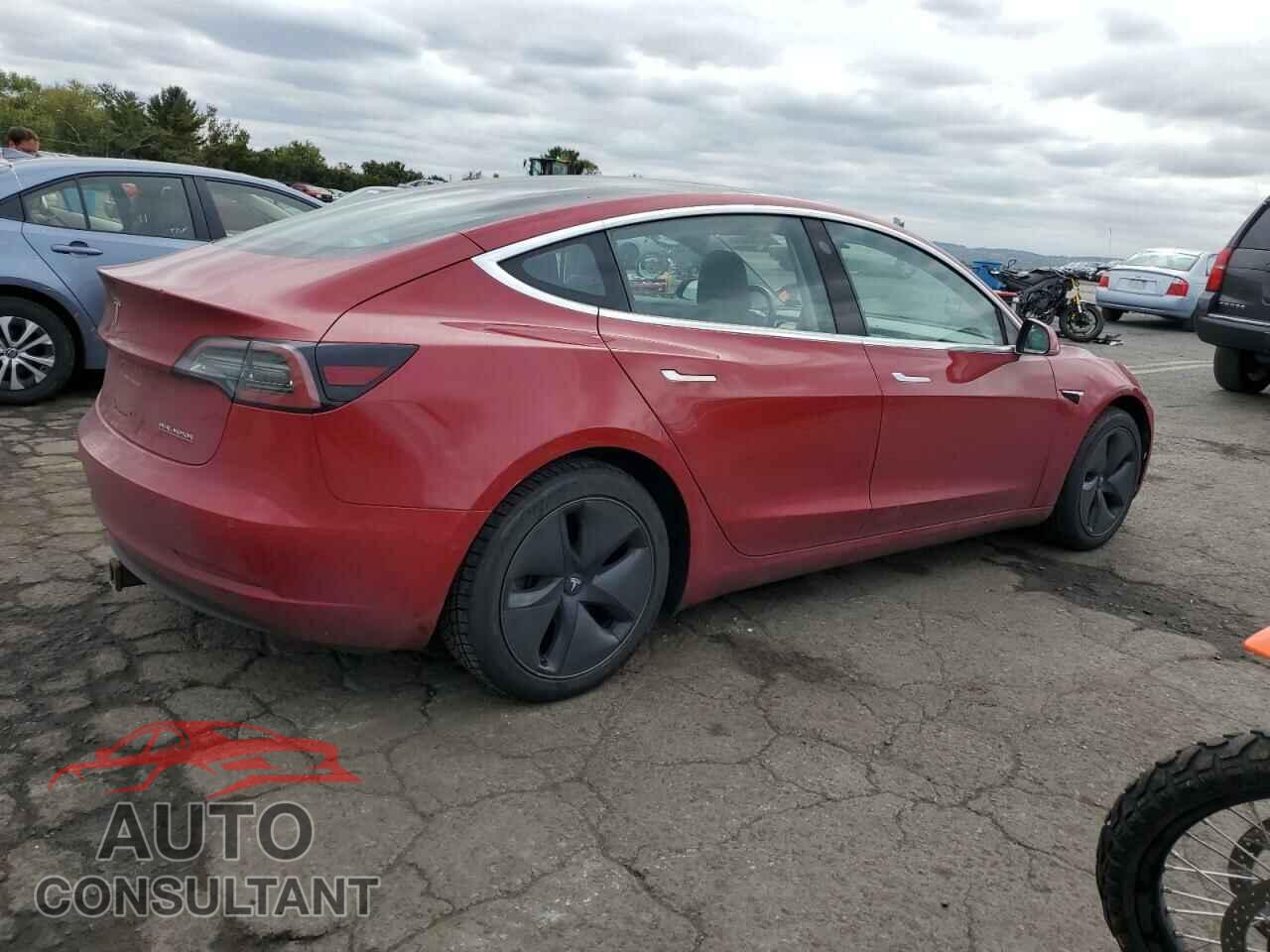 TESLA MODEL 3 2018 - 5YJ3E1EB3JF094389