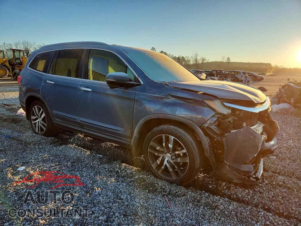 HONDA PILOT 2017 - 5FNYF5H98HB032189