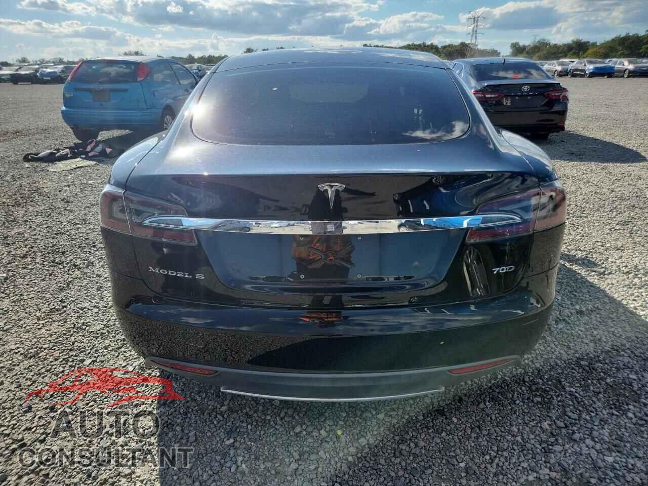 TESLA MODEL S 2015 - 5YJSA1S28FF085819