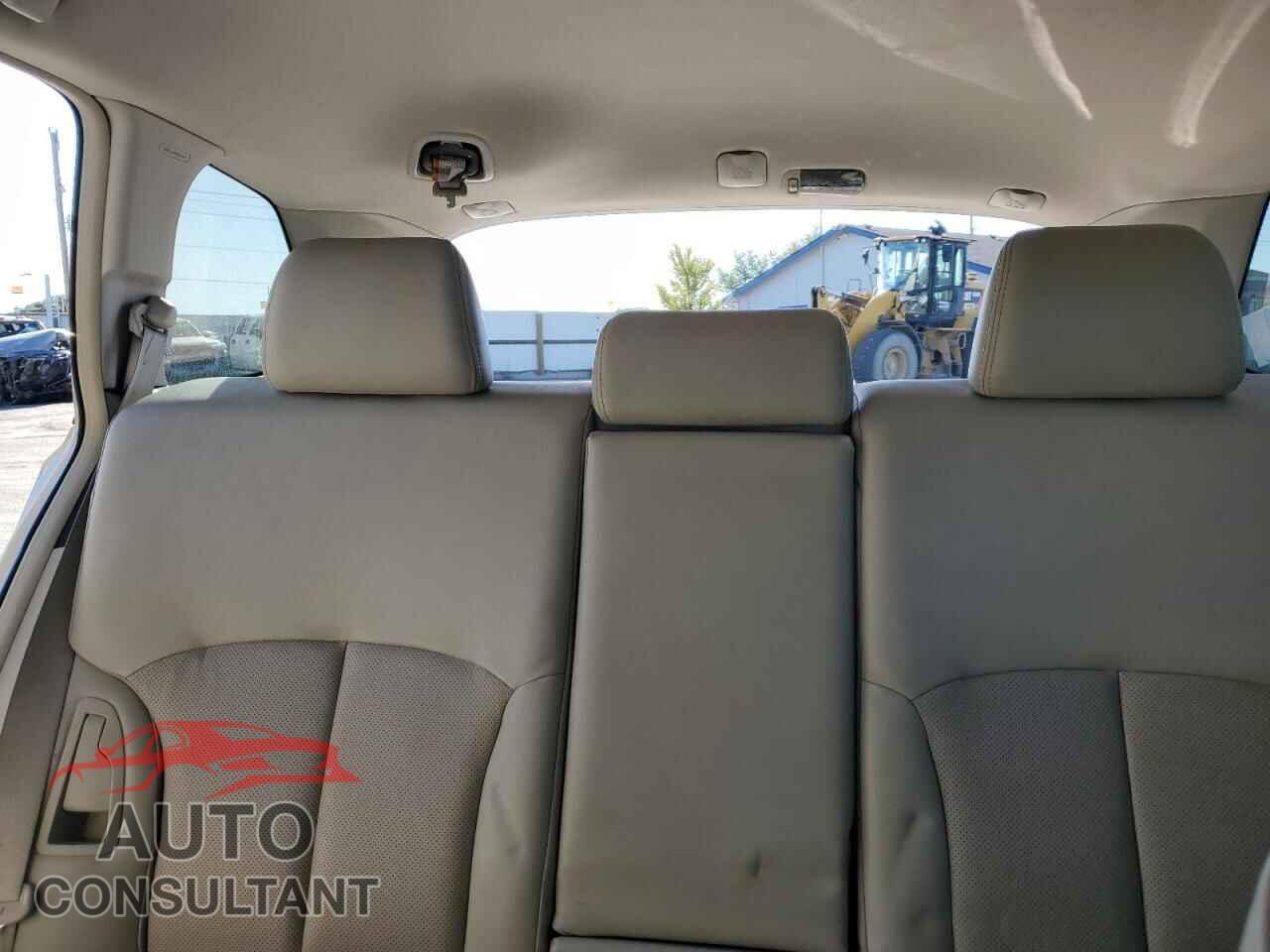 SUBARU OUTBACK 2014 - 4S4BRBLC4E3284198