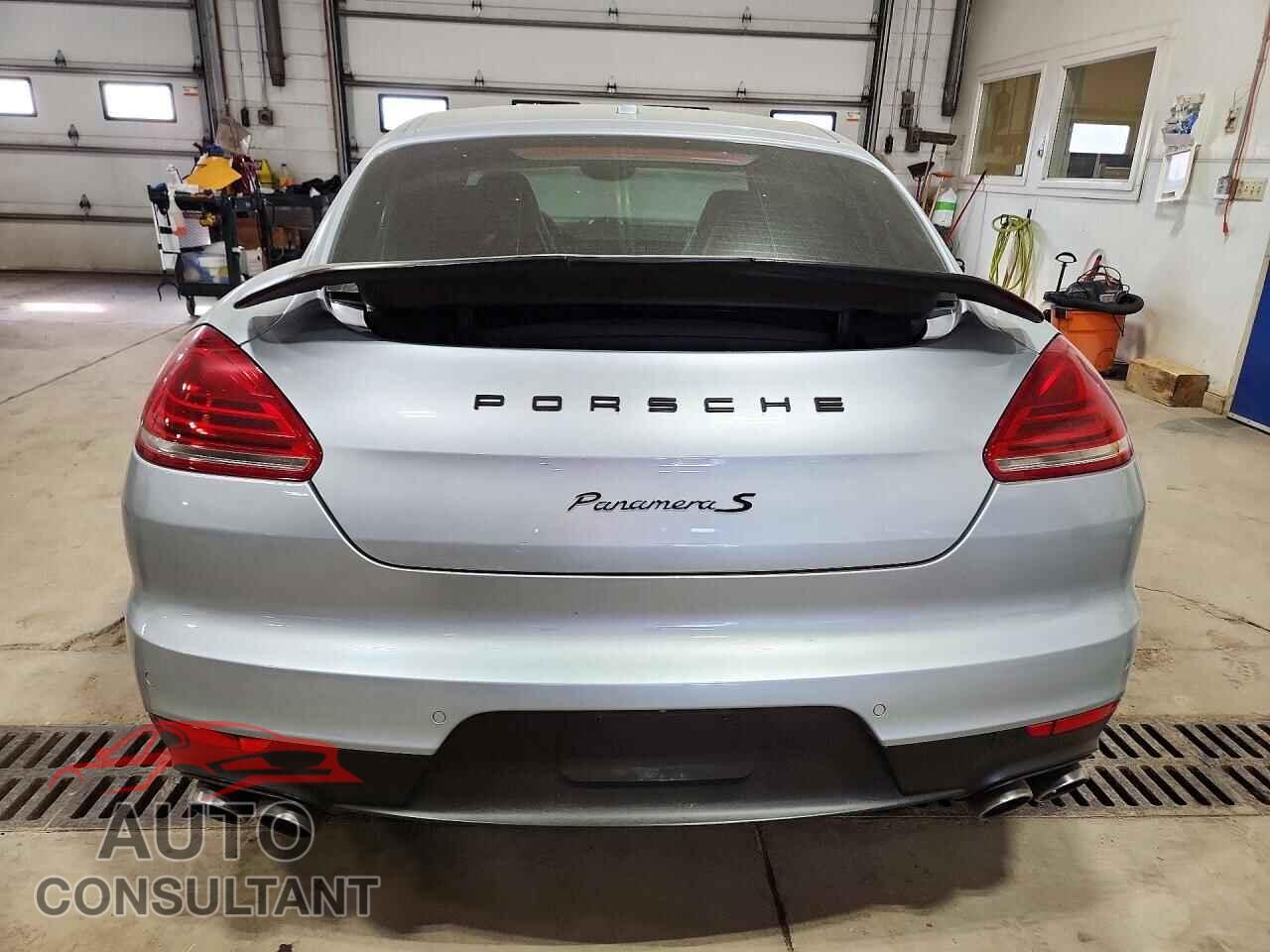 PORSCHE PANAMERA 2014 - WP0AB2A7XEL055969
