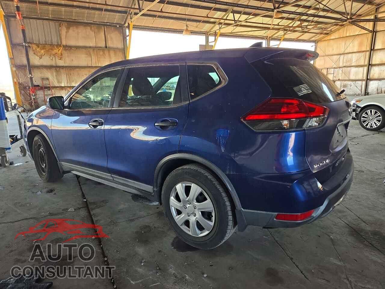 NISSAN ROGUE 2017 - KNMAT2MTXHP528949