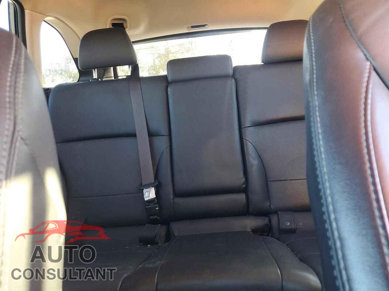 SUBARU OUTBACK 2017 - 4S4BSENC8H3387986
