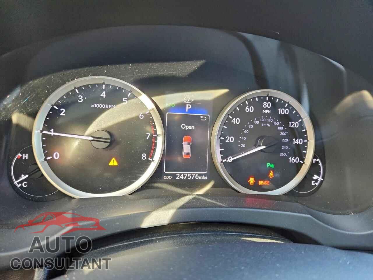 LEXUS IS 2014 - JTHBF1D21E5042291