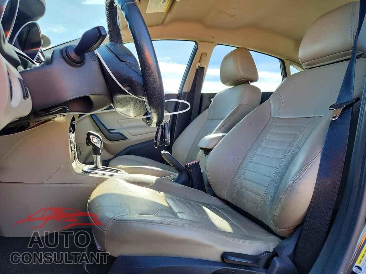 FORD FIESTA 2014 - 3FADP4CJ1EM100448