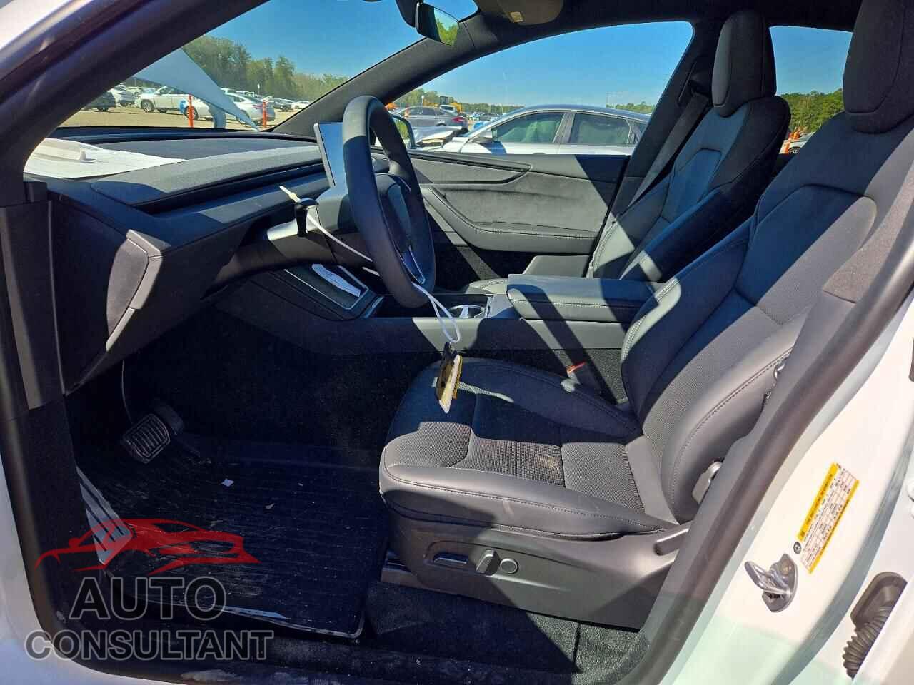 TESLA MODEL Y 2026 - 7SAYGDED5TA701060