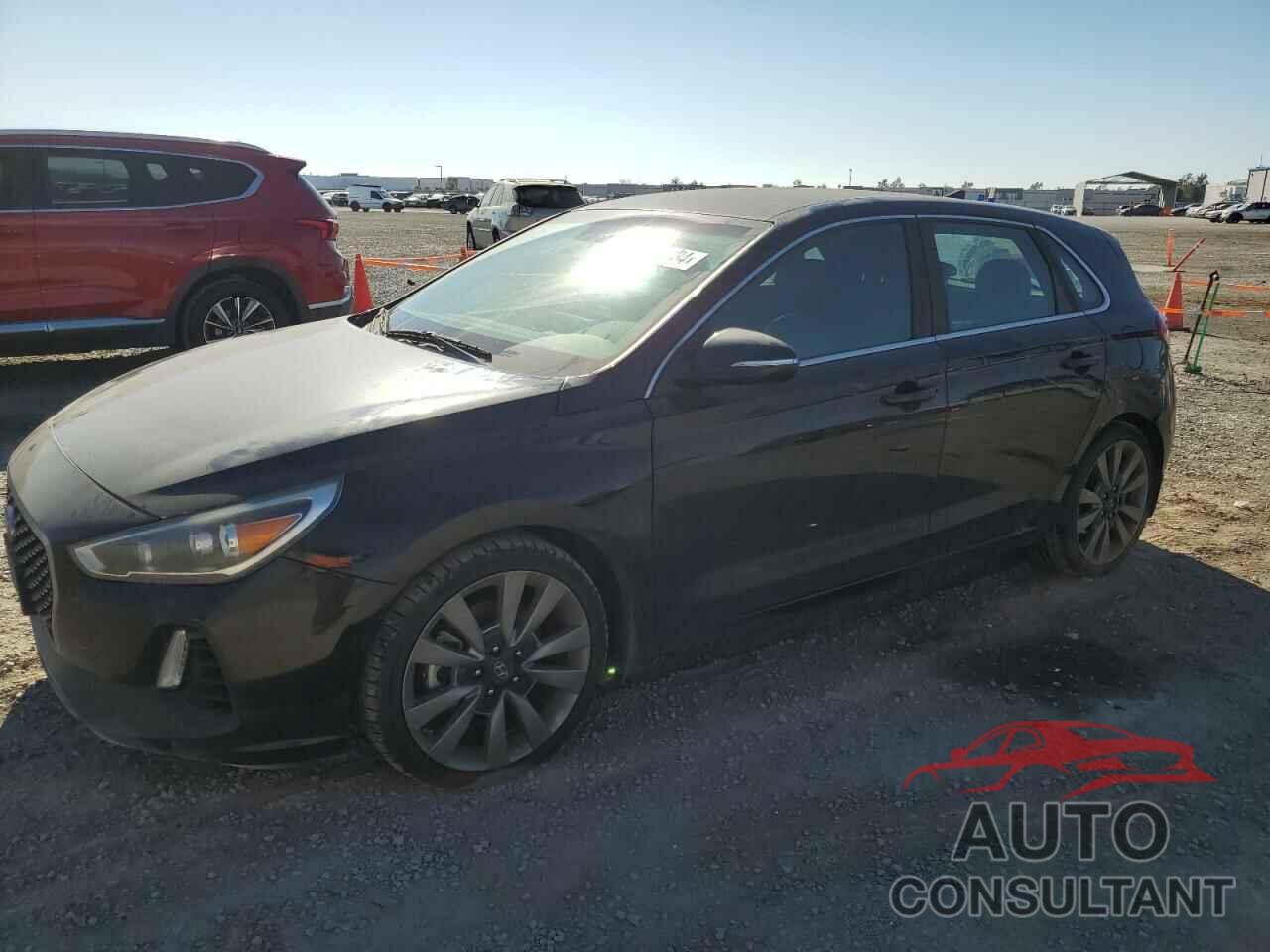 HYUNDAI ELANTRA 2018 - KMHH55LC1JU036938