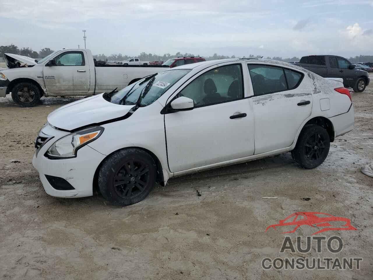 NISSAN VERSA 2019 - 3N1CN7AP5KL842859