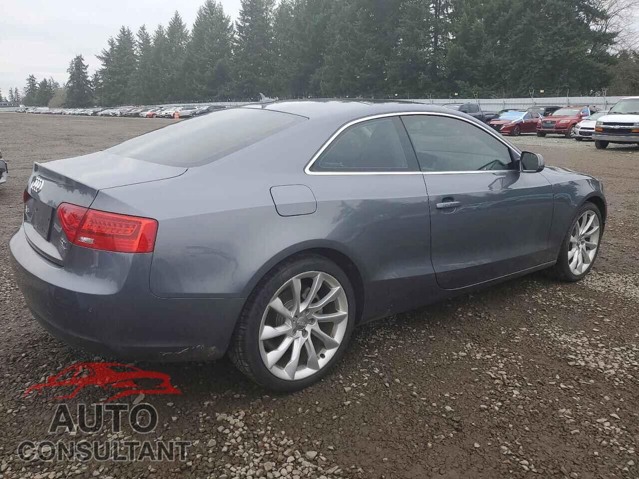 AUDI A5 2013 - WAULFAFR2DA070135