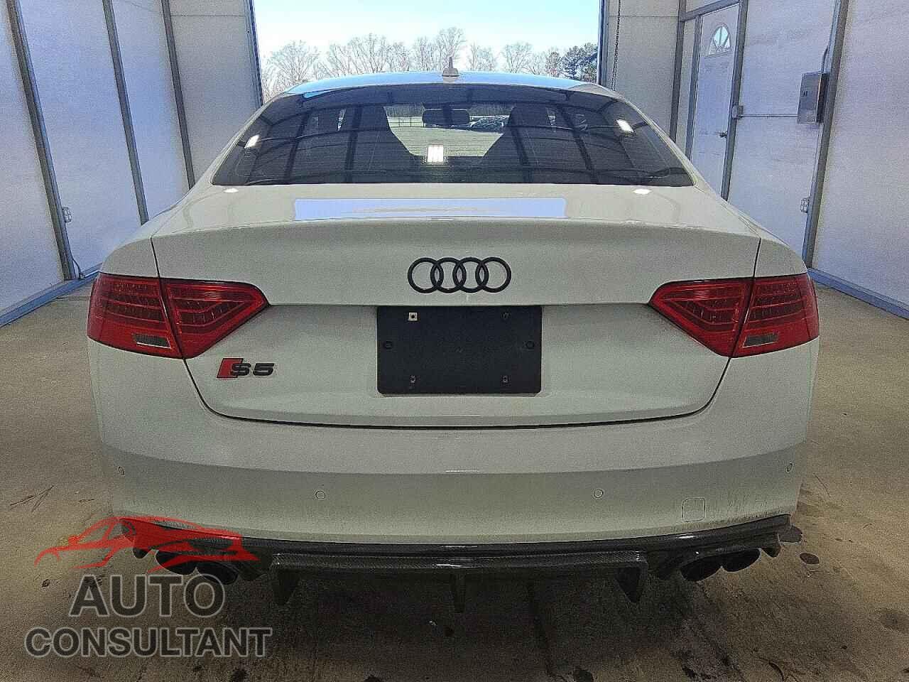 AUDI S5/RS5 2014 - WAUCGAFR4EA056042