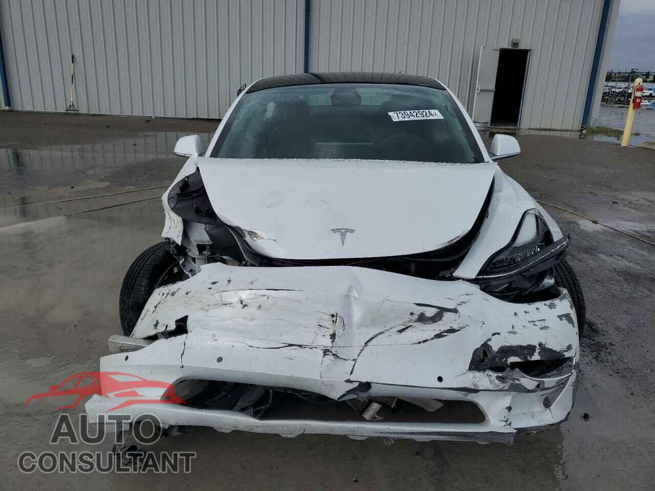 TESLA MODEL 3 2019 - 5YJ3E1EB7KF469749