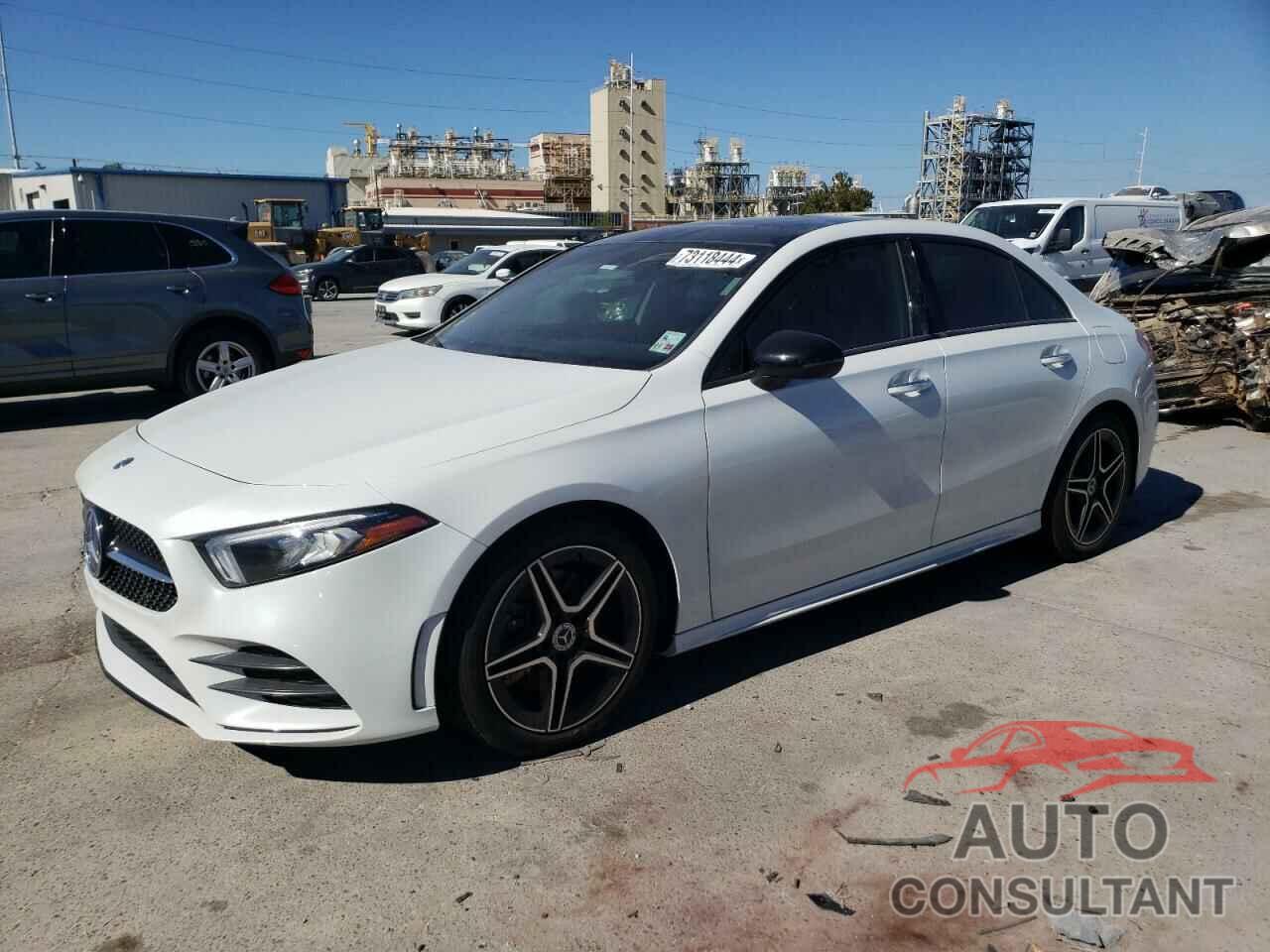 MERCEDES-BENZ A-CLASS 2019 - WDD3G4EB7KW025056