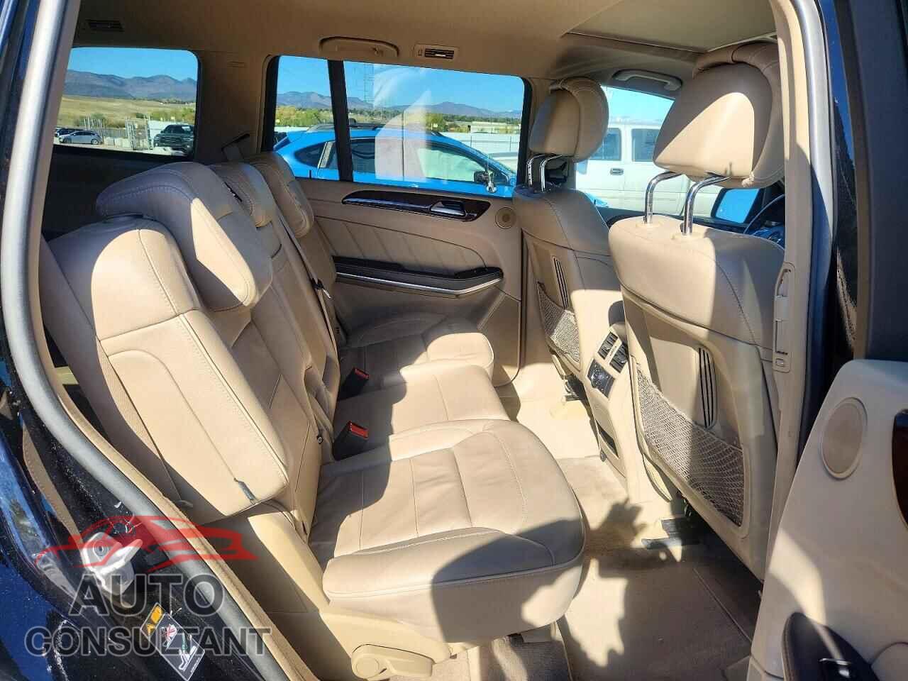 MERCEDES-BENZ GL-CLASS 2014 - 4JGDF7DE8EA300221