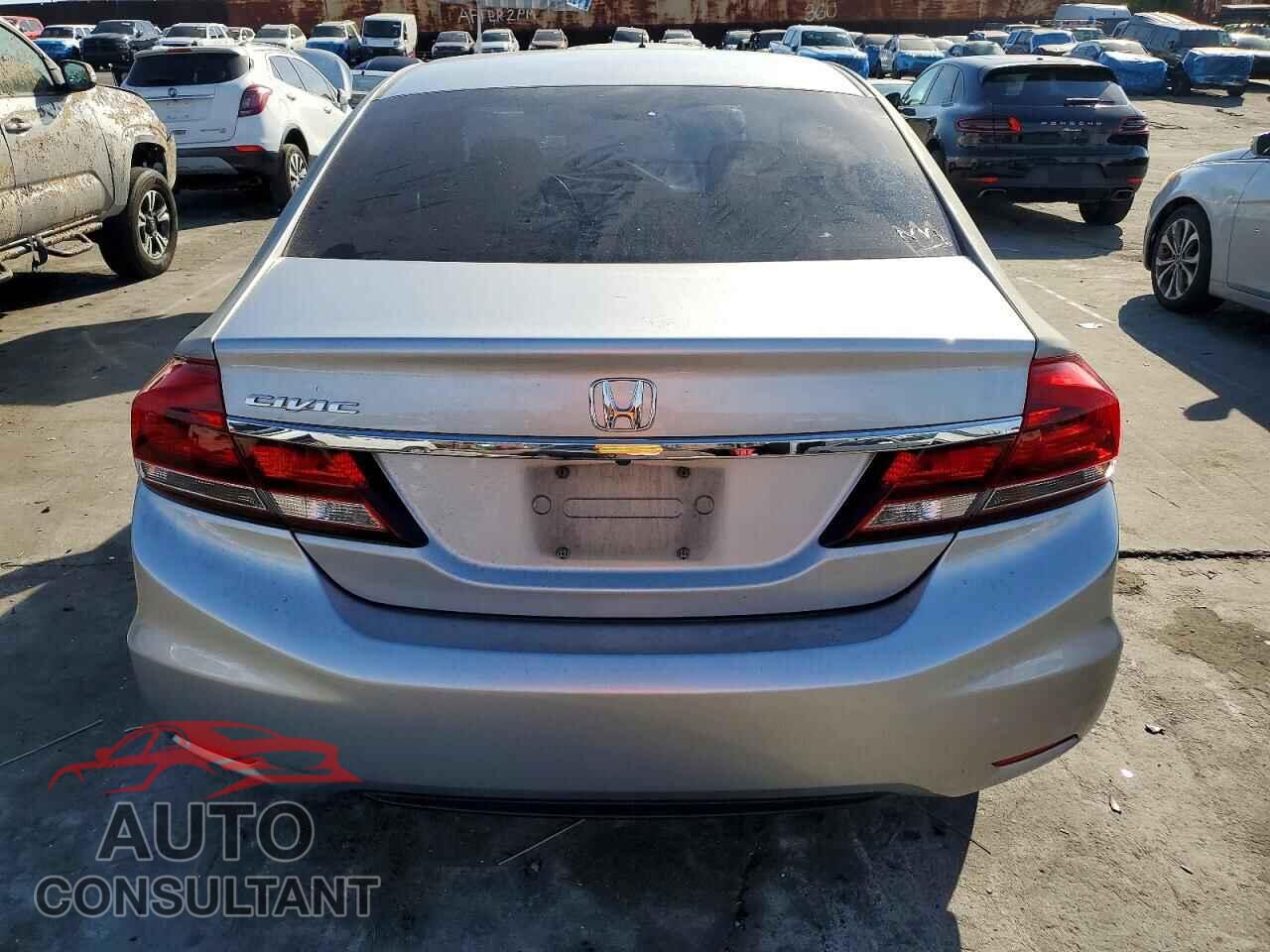 HONDA CIVIC 2015 - 19XFB2F5XFE201777