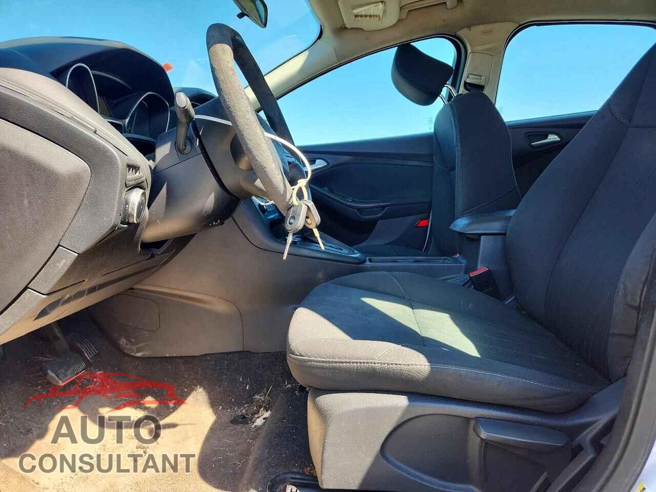 FORD FOCUS 2016 - 1FADP3K20GL338767