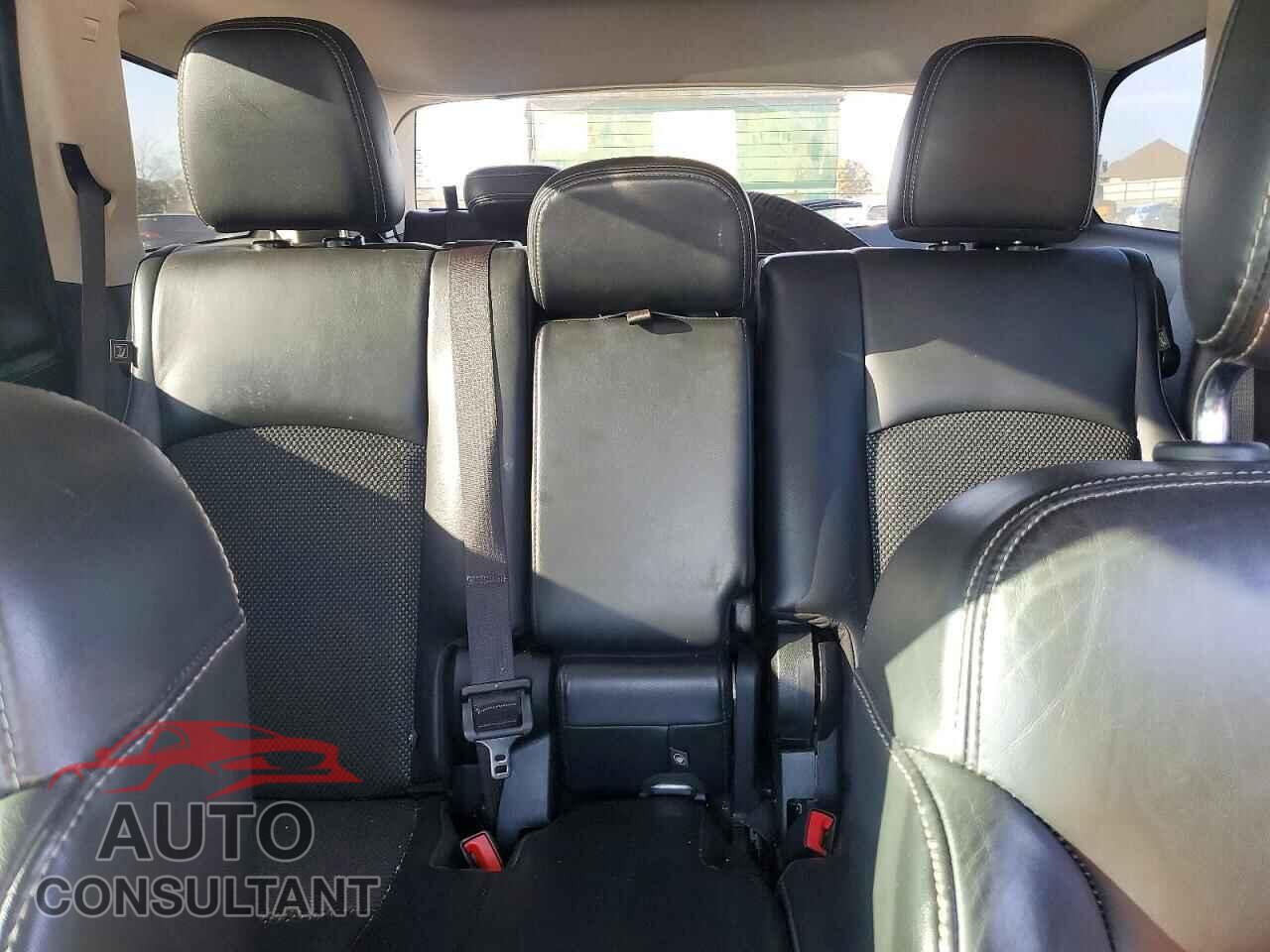 DODGE JOURNEY 2019 - 3C4PDCGG7KT717105