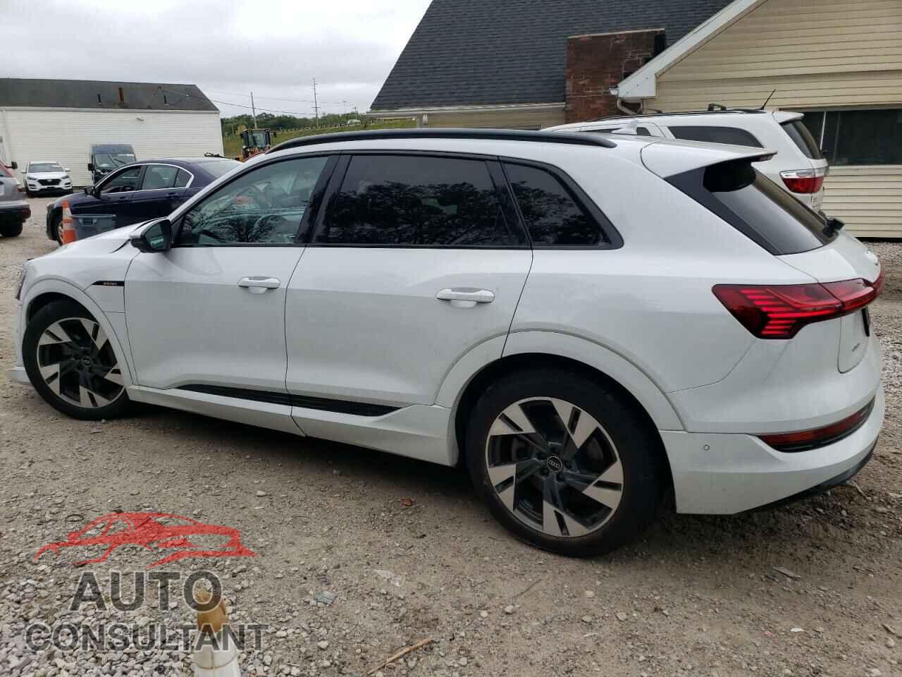 AUDI E-TRON 2022 - WA1AAAGE7NB007722