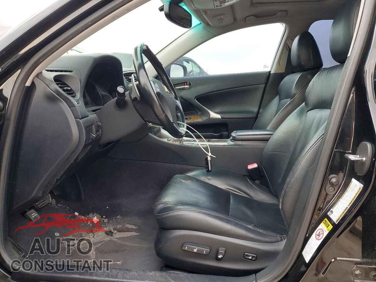 LEXUS IS 2010 - JTHBF5C24A5117164